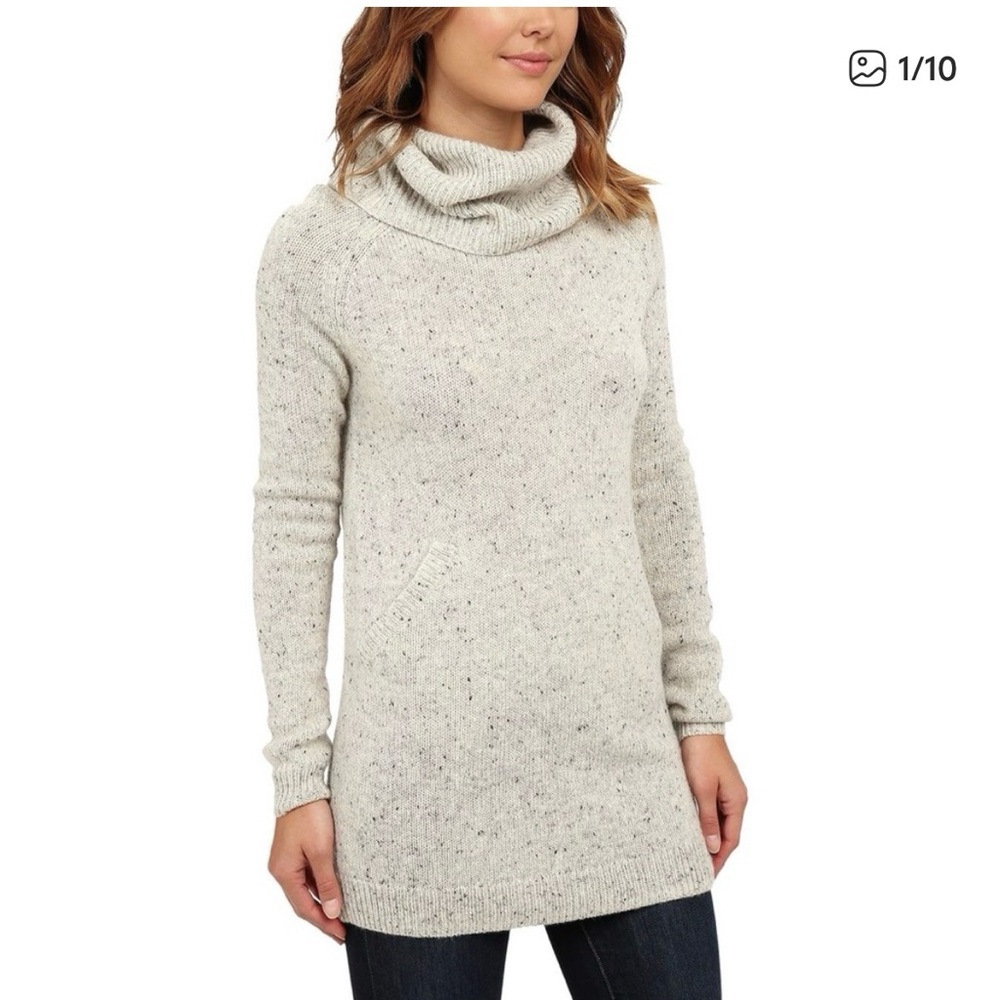 Burton Avalanche Sweater in Cream Size Medium
